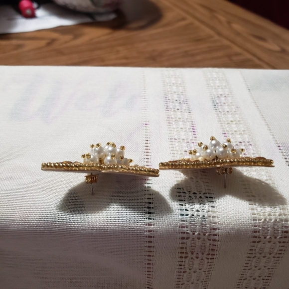 Stunning Vintage 1990's Avon "Sequin Sparkle" Pierced Earrings - Picture 4 of 7